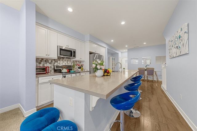 3810 W Kent Avenue 4, Santa Ana, CA 92704