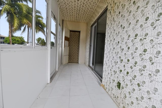 264 Northampton N, West Palm Beach, FL 33417