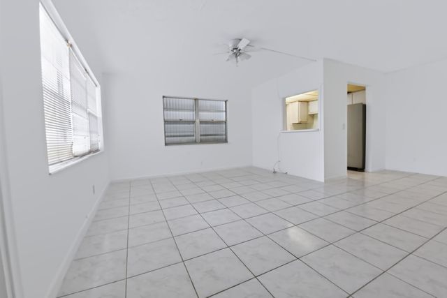 264 Northampton N, West Palm Beach, FL 33417