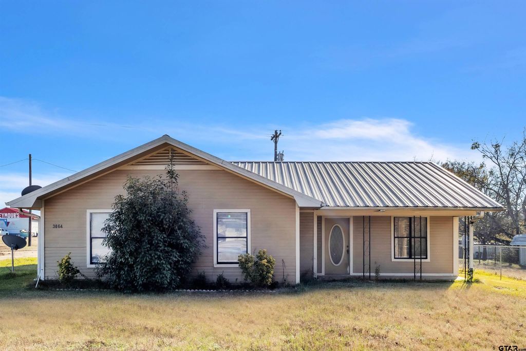 3064 Redwood Rd., Gilmer, TX 75645