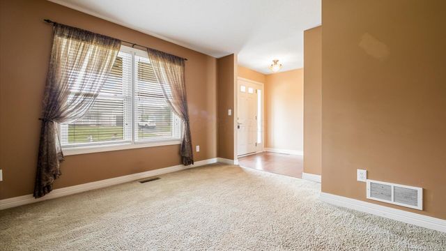 1895 Salt Lick Drive, Lancaster, OH 43130
