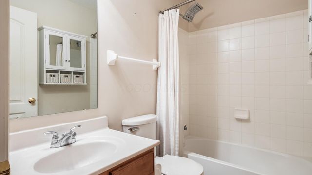 1895 Salt Lick Drive, Lancaster, OH 43130