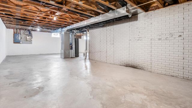 1895 Salt Lick Drive, Lancaster, OH 43130
