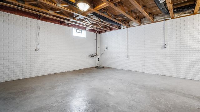 1895 Salt Lick Drive, Lancaster, OH 43130