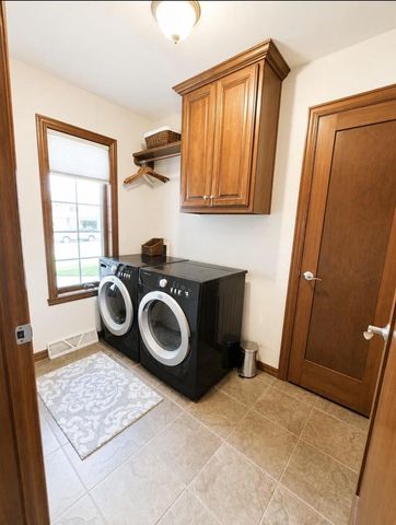 2066 DOLLAR ROAD, De Pere, WI 54115