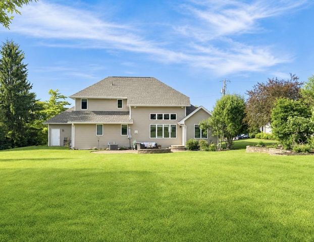 2066 DOLLAR ROAD, De Pere, WI 54115