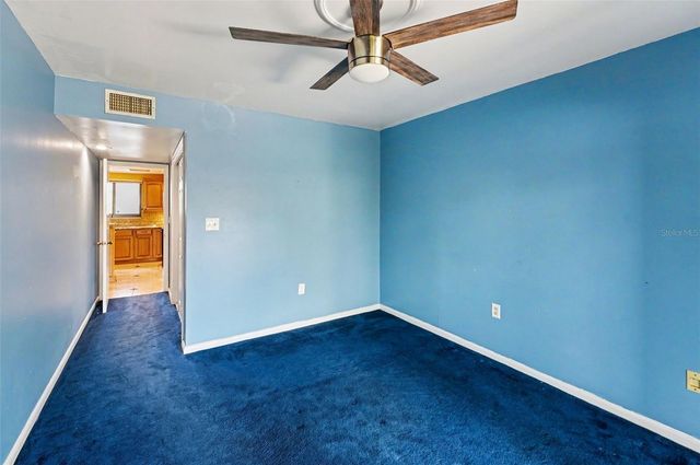 10755 VILLAGE CLUB CIRCLE N 101, St Petersburg, FL 33716