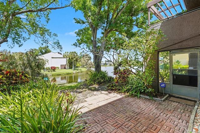 10755 VILLAGE CLUB CIRCLE N 101, St Petersburg, FL 33716