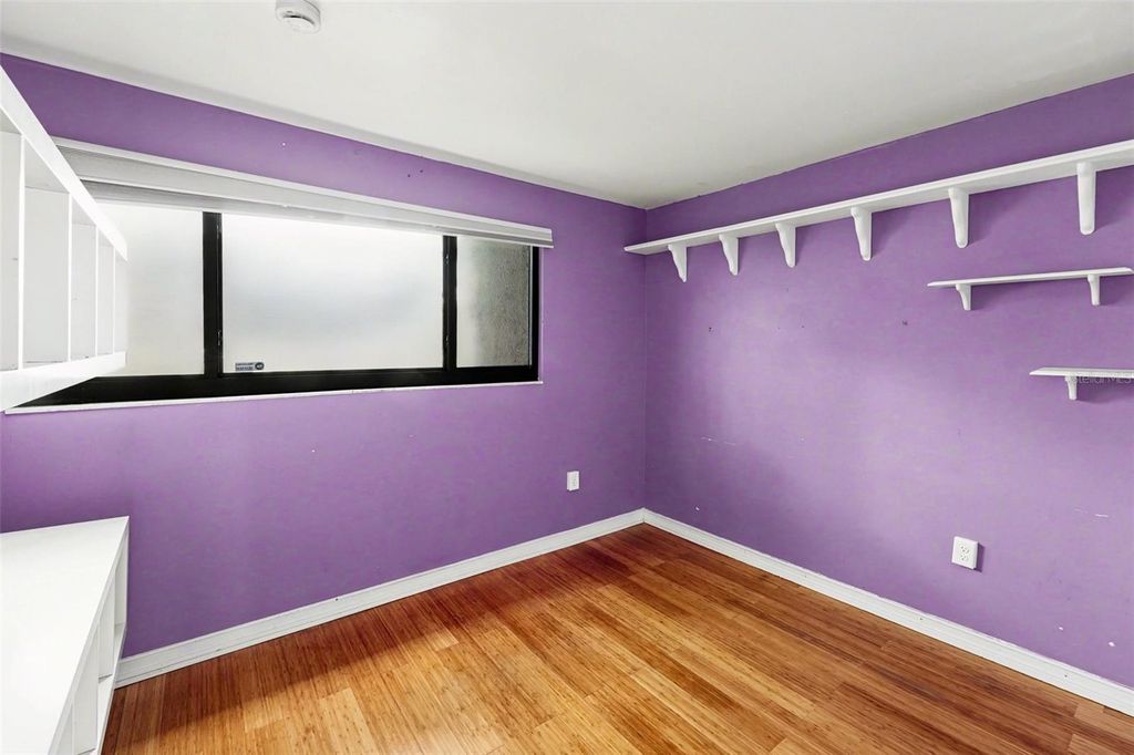 Image 20 of property listing at 10755 VILLAGE CLUB CIRCLE N 101, St Petersburg, FL 33716