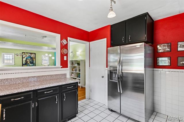 1524 N Berry Road, Rock Hill, MO 63119