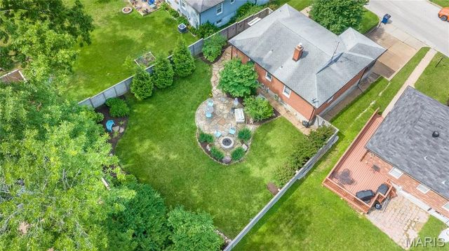 1524 N Berry Road, Rock Hill, MO 63119
