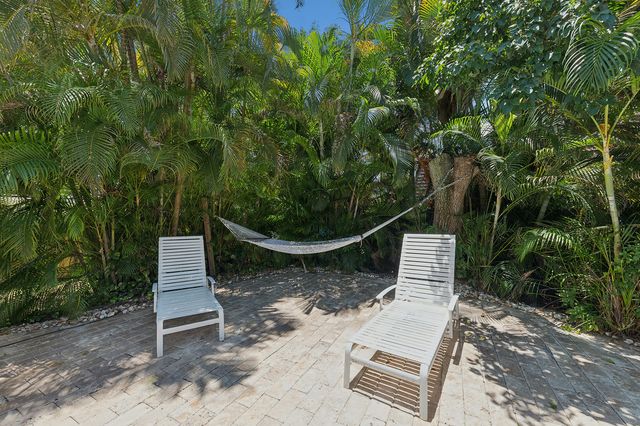 116 Palm Circle, Atlantis, FL 33462