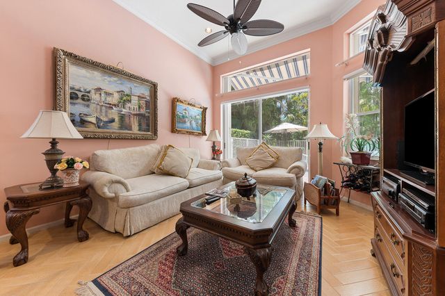 116 Palm Circle, Atlantis, FL 33462