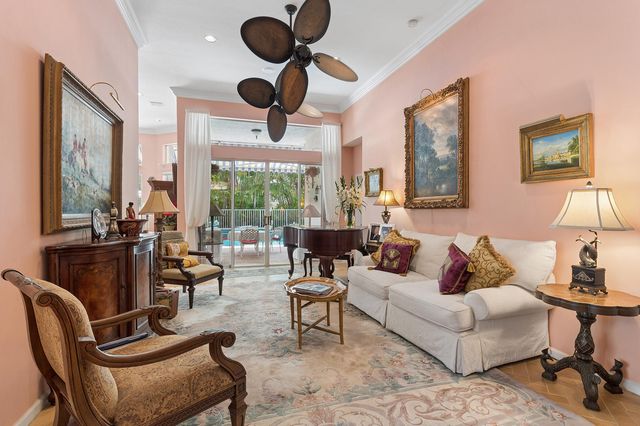 116 Palm Circle, Atlantis, FL 33462