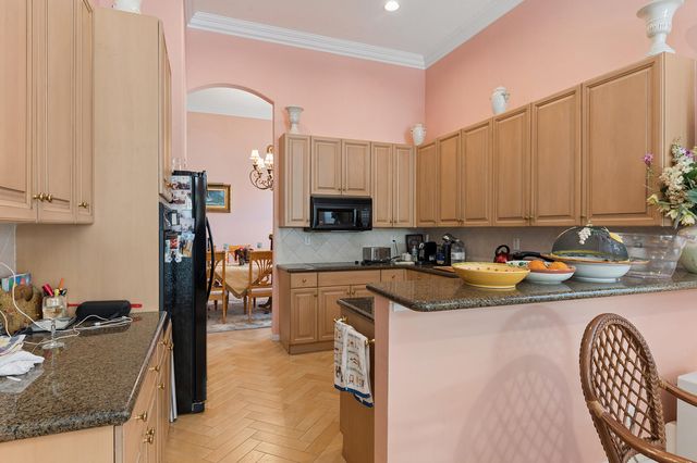 116 Palm Circle, Atlantis, FL 33462