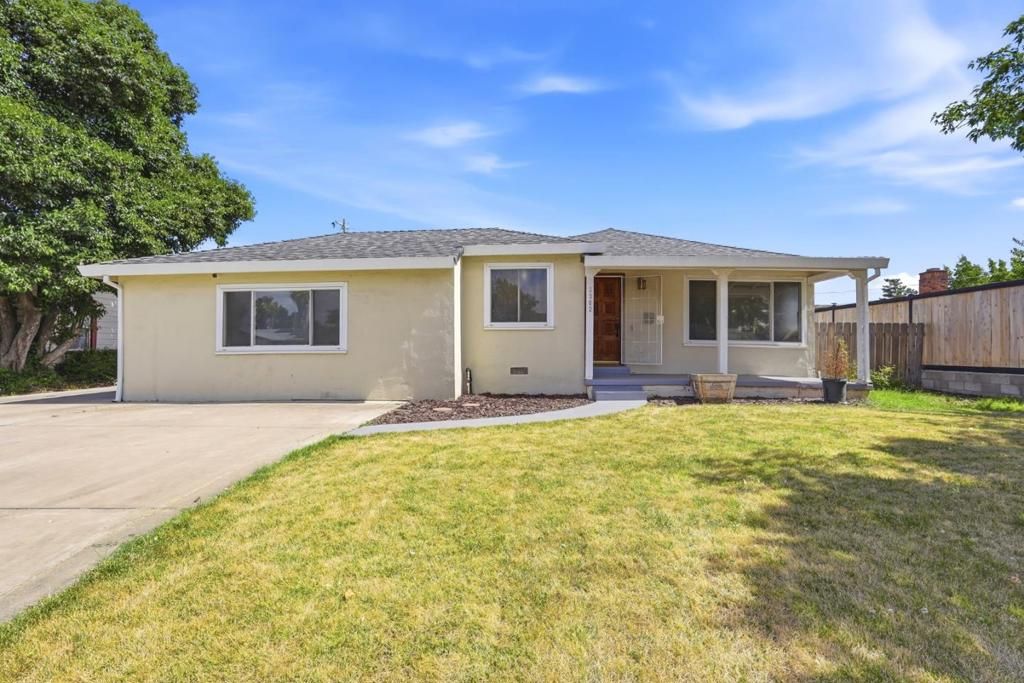 Image 1 of property listing at 2362 Princeton Avenue, Stockton, CA 95204
