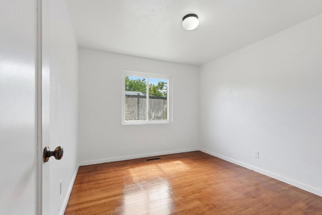 Image 20 of property listing at 2362 Princeton Avenue, Stockton, CA 95204