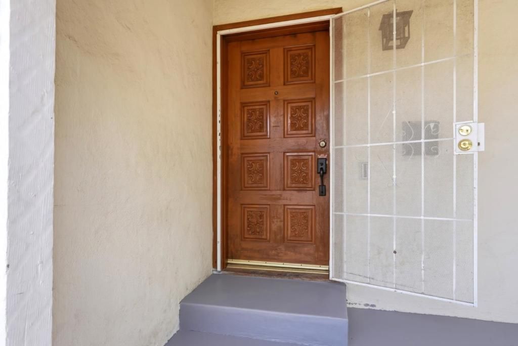 Image 6 of property listing at 2362 Princeton Avenue, Stockton, CA 95204