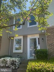 208 CHARING CT, Sterling, VA 20164
