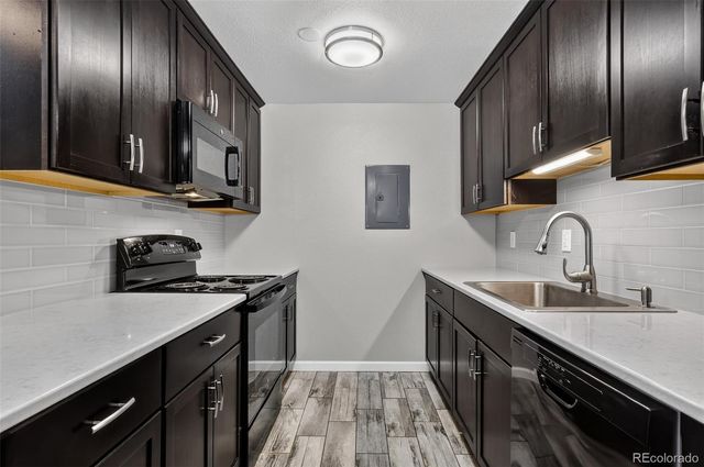 8225 Fairmount Drive 1-204, Denver, CO 80247