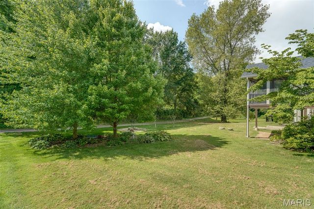 212 Michael Drive, Troy, IL 62294