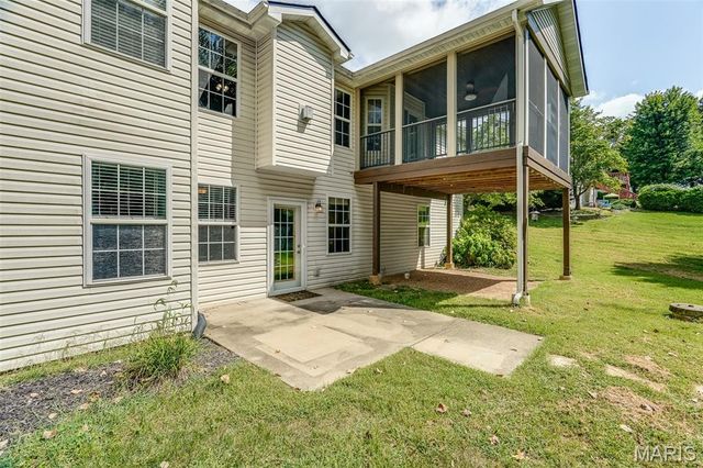 212 Michael Drive, Troy, IL 62294