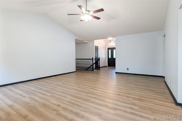212 Michael Drive, Troy, IL 62294