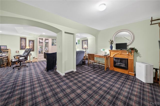 1014 Wheatfield, Camillus, NY 13031
