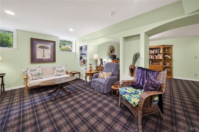 1014 Wheatfield, Camillus, NY 13031
