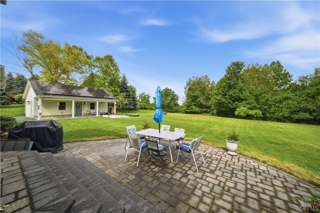 1014 Wheatfield, Camillus, NY 13031