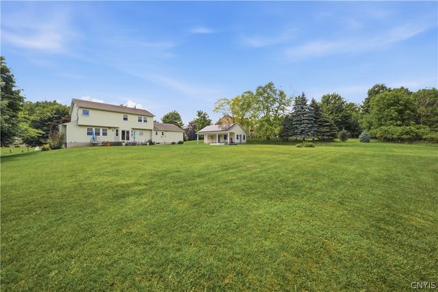 1014 Wheatfield, Camillus, NY 13031