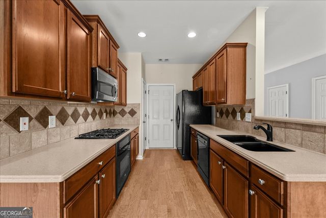 3350 Thornbridge Drive, Powder Springs, GA 30127