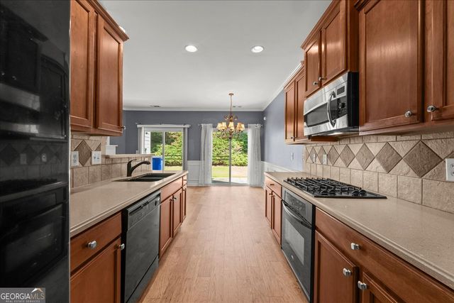 3350 Thornbridge Drive, Powder Springs, GA 30127