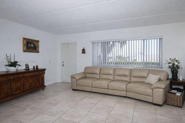 400 W Village Green Circle W 216, Palm Springs, FL 33461