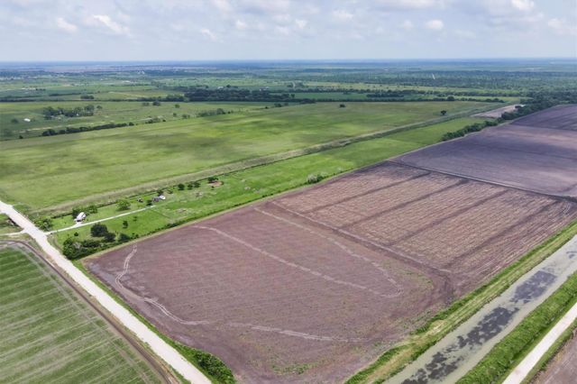 8007 County Road 170, Alvin, TX 77511