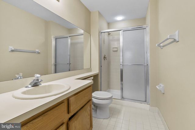 203-A SAXONY DR, Mount Laurel, NJ 08054