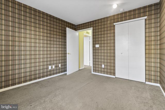 203-A SAXONY DR, Mount Laurel, NJ 08054