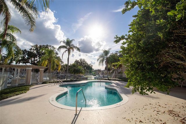 2836 OSPREY COVE PLACE 102, Kissimmee, FL 34746