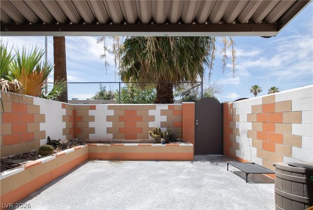 5927 Vegas Drive, Las Vegas, NV 89108