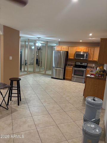 5525 E THOMAS Road A2, Phoenix, AZ 85018