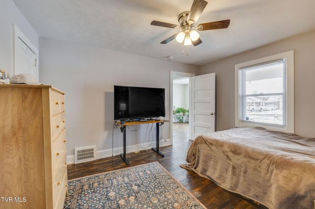 910 Birch Street, Kingsport, TN 37664