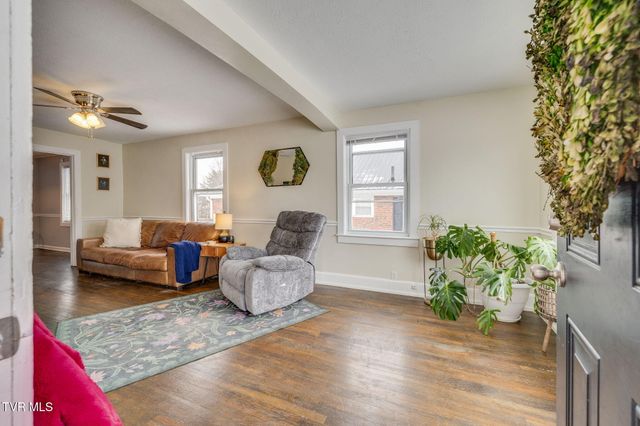 910 Birch Street, Kingsport, TN 37664