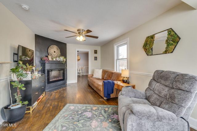 910 Birch Street, Kingsport, TN 37664