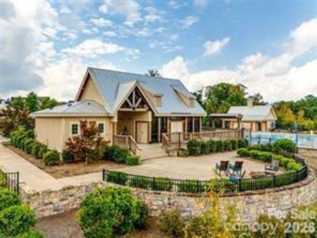 204 Hampton Trail Drive, Fort Mill, SC 29708