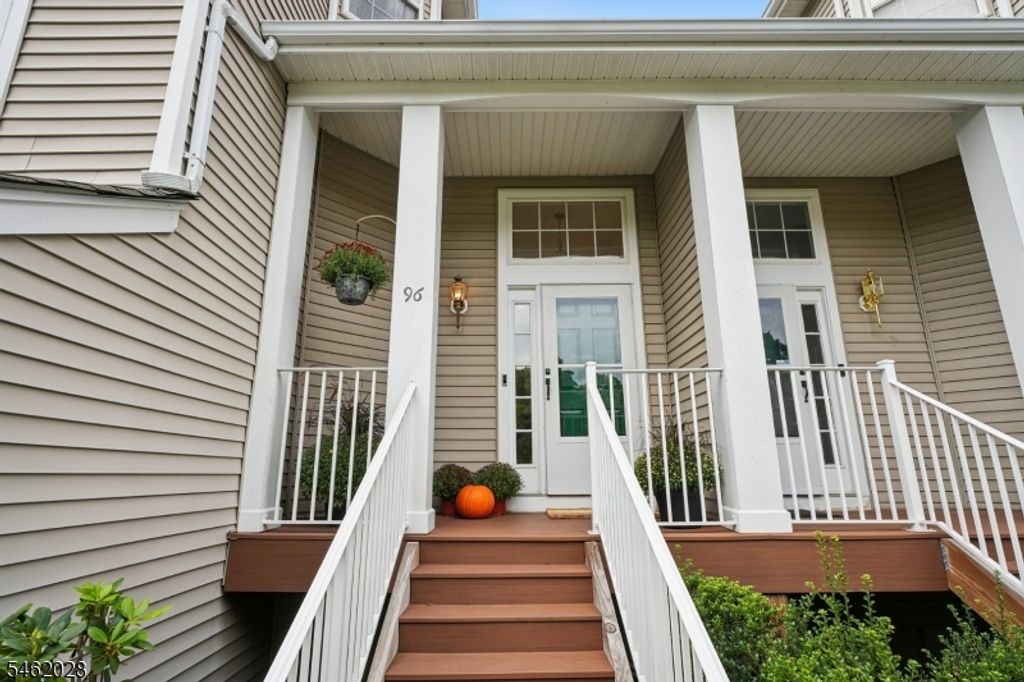 96 Woodmont Dr, Randolph Twp., NJ 07869 — photo 2
