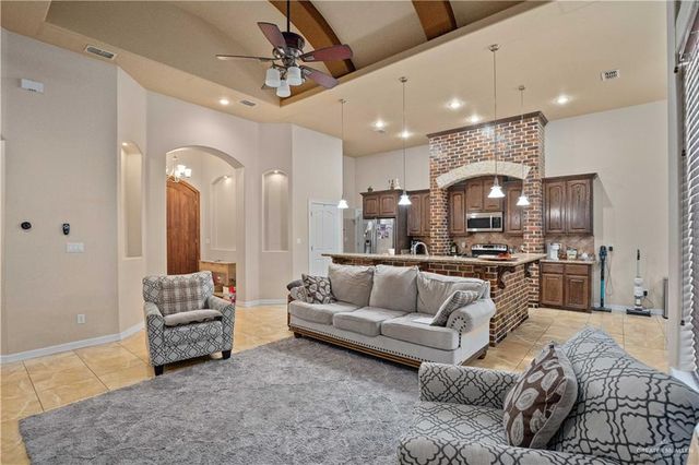 2015 Roman Street, Mission, TX 78573