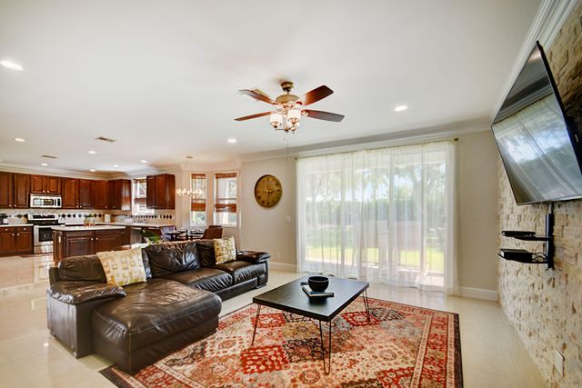 4006 BAHIA ISLE Circle, Wellington, FL 33449