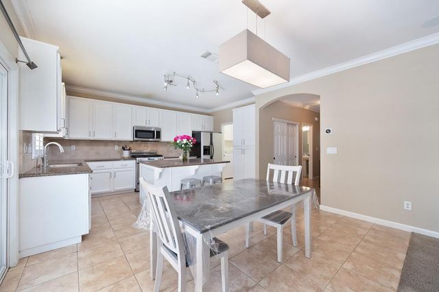 132 Eagles Roost Ct, Roseville, CA 95747