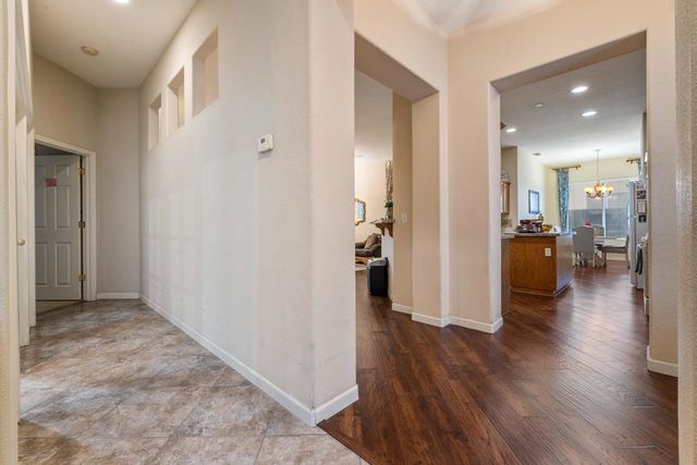 2859 Tulare Ct, Livingston, CA 95334