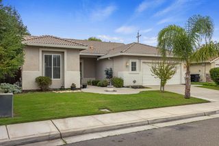 2859 Tulare Ct, Livingston, CA 95334